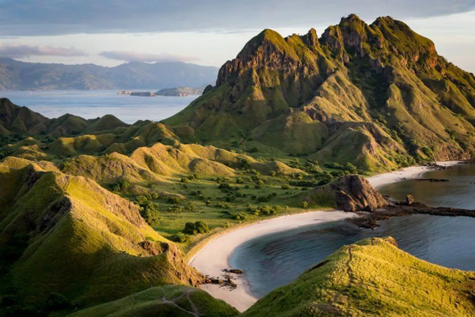 Buka Toko Ke-400 di Labuan Bajo MR.DIY Raih Penghargaan MURI