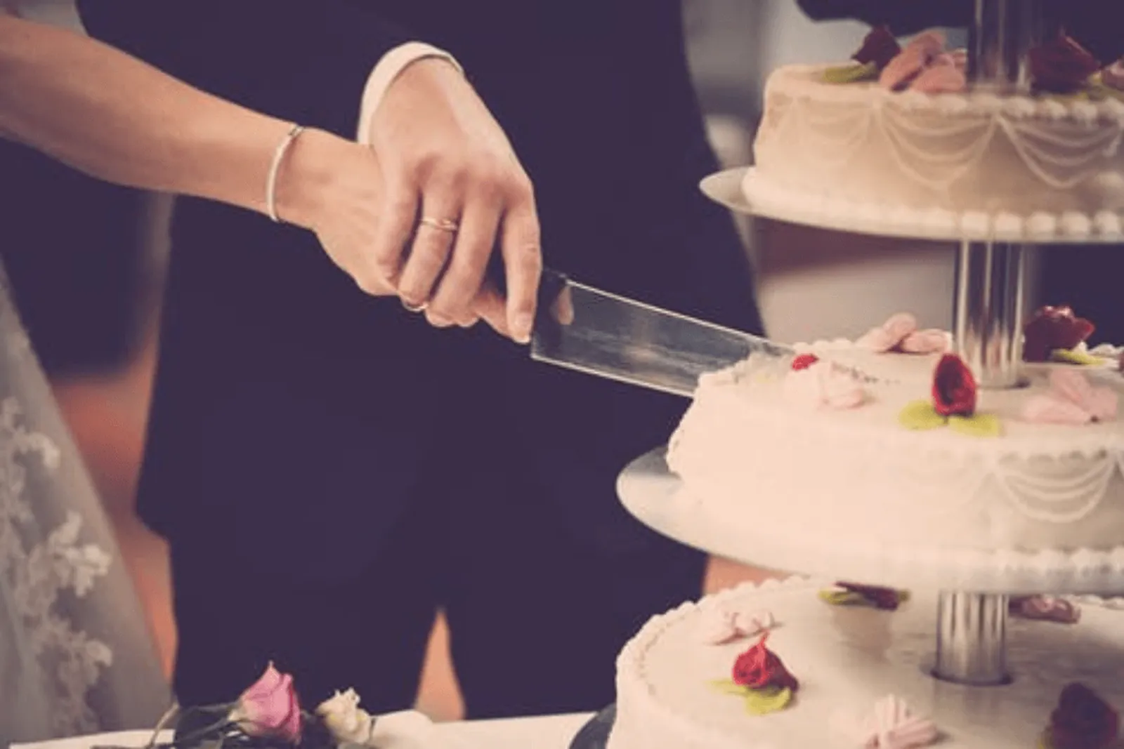 Viral, Ini Kisah 4 Pasangan Pengantin yang Ditipu Wedding Organizer