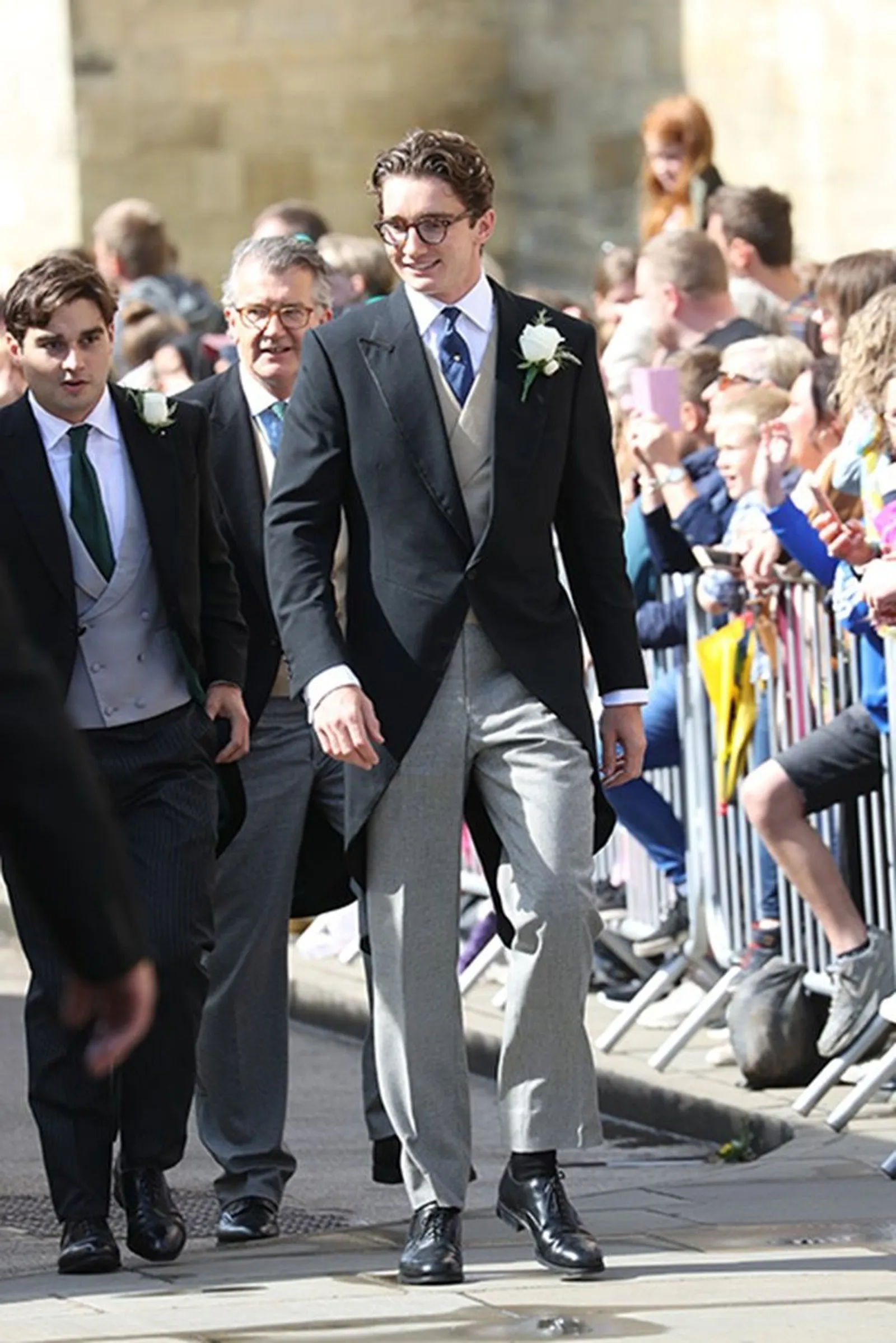 11 Foto Pernikahan Ellie Goulding & Caspar Jopling, Bak Royal Wedding