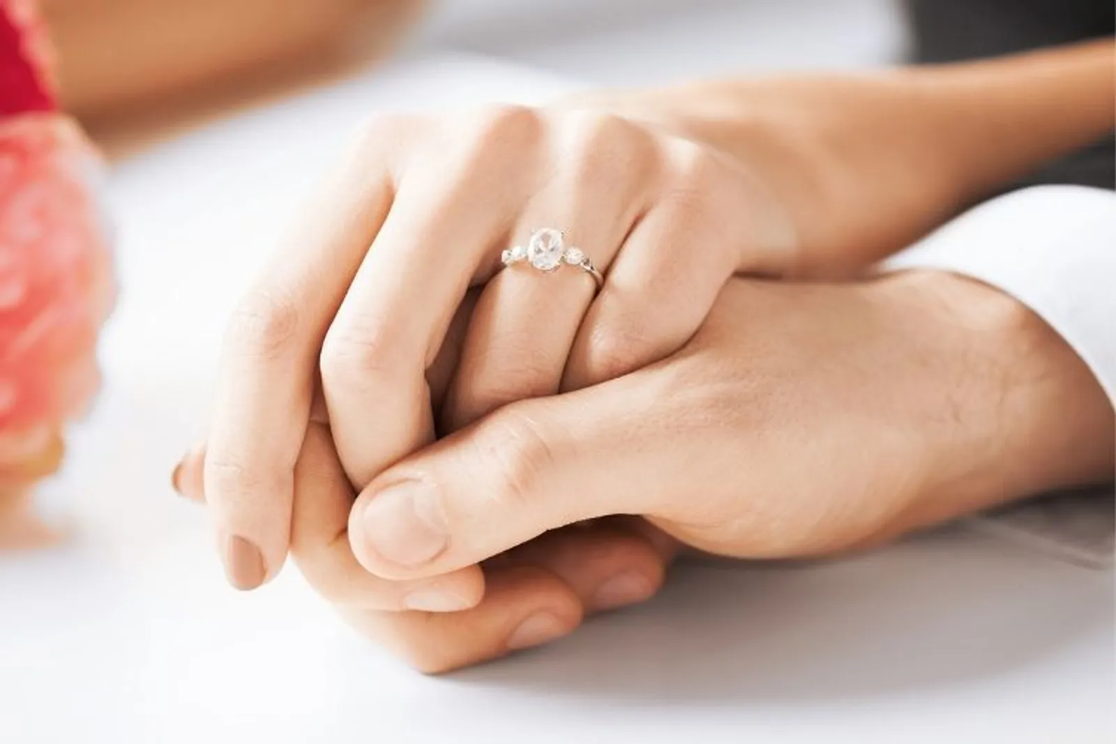 7 Model Cincin untuk Pertunangan yang Bisa Jadi Pilihanmu