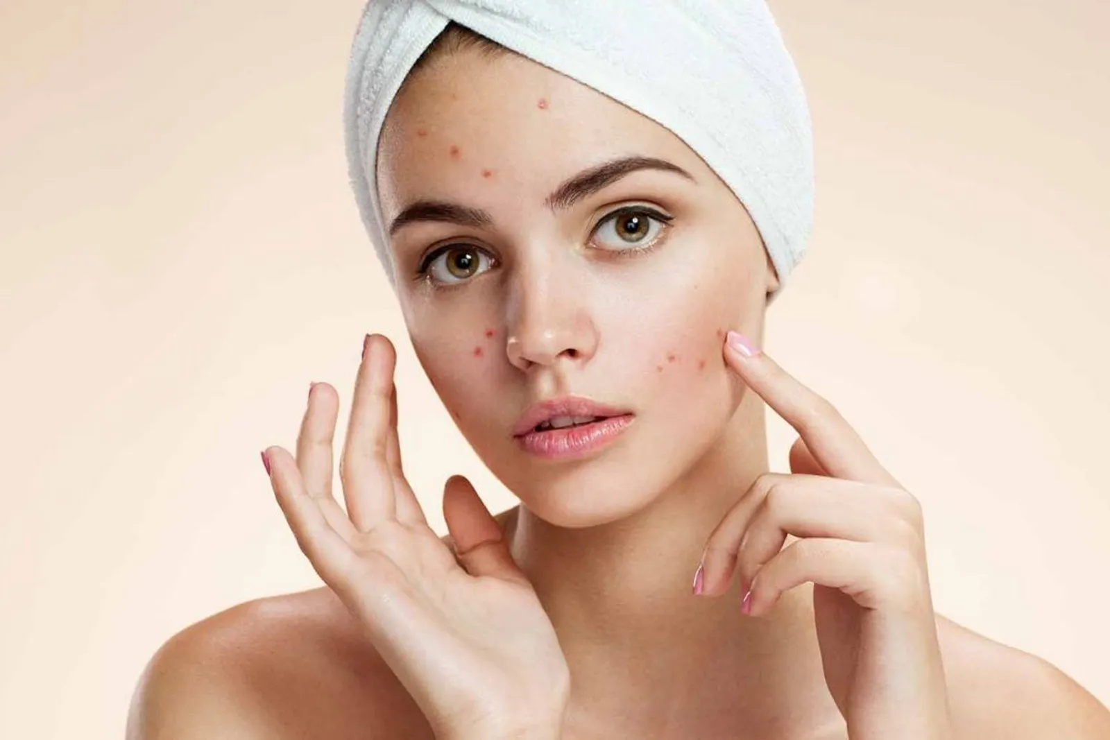 Ini 7 Akibat Kalau Kamu Nggak Menghapus Makeup Sebelum Tidur 