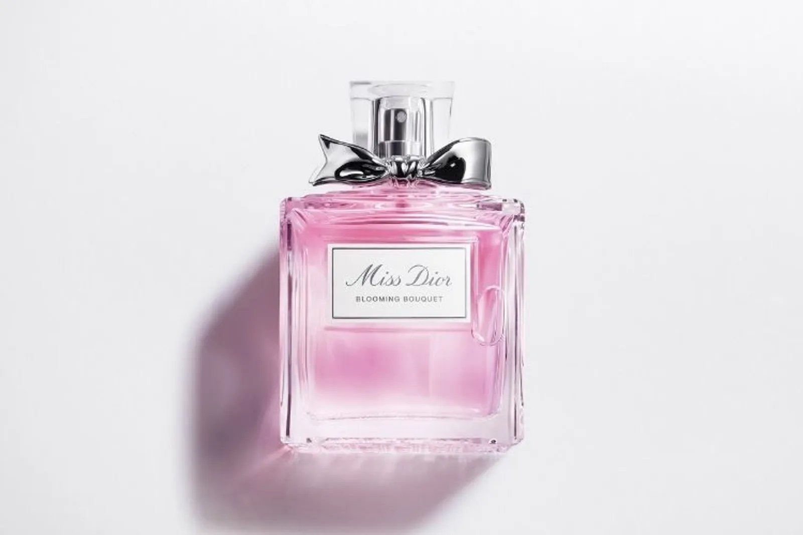 Terinspirasi dari Sebuah Dress Ikonik, Ini Parfum Terbaru dari Dior