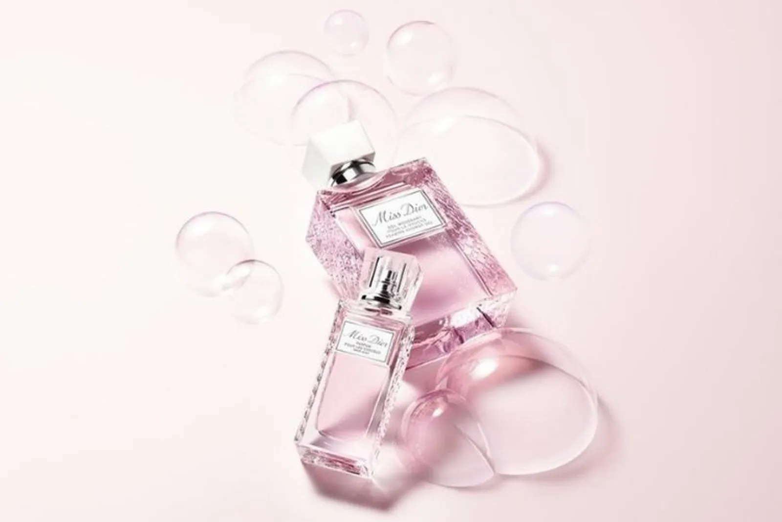 Terinspirasi dari Sebuah Dress Ikonik, Ini Parfum Terbaru dari Dior