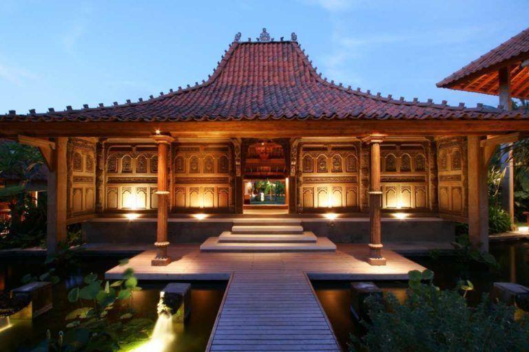 Keindahan 18 Rumah Adat Khas Indonesia dari Sabang Sampai Merauke