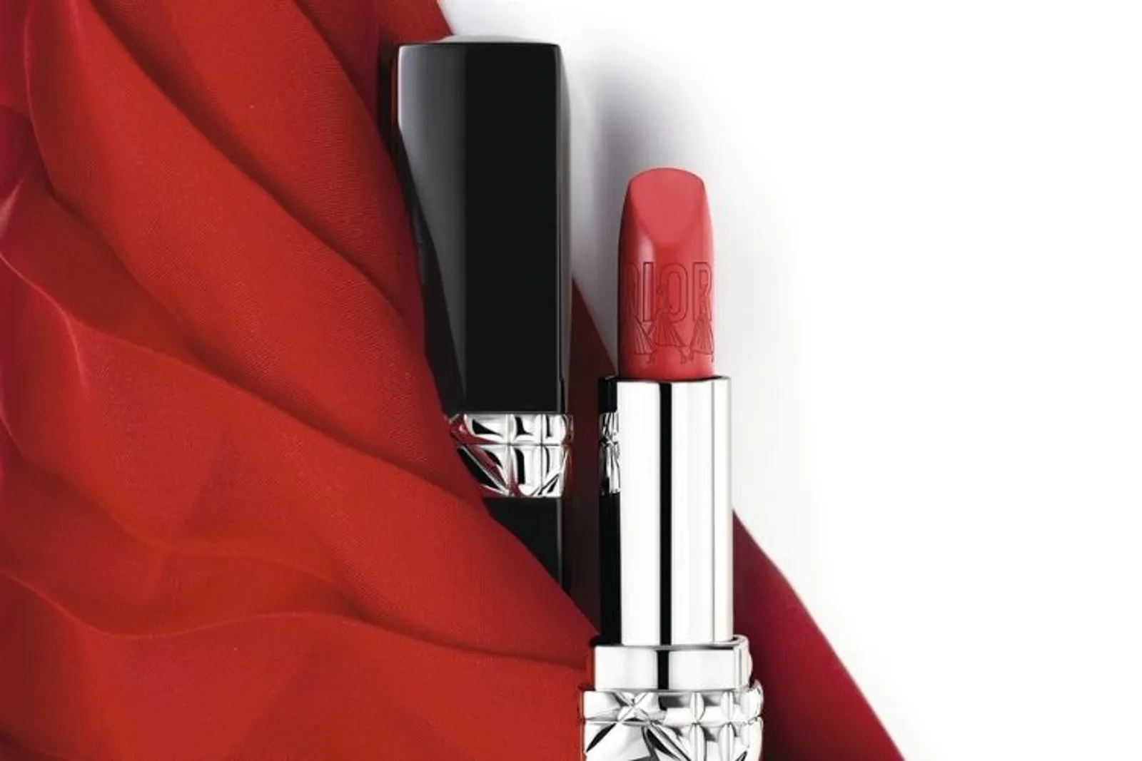 Rayakan 9.9, Dior Hadirkan Lipstik dengan Shade yang Menggoda