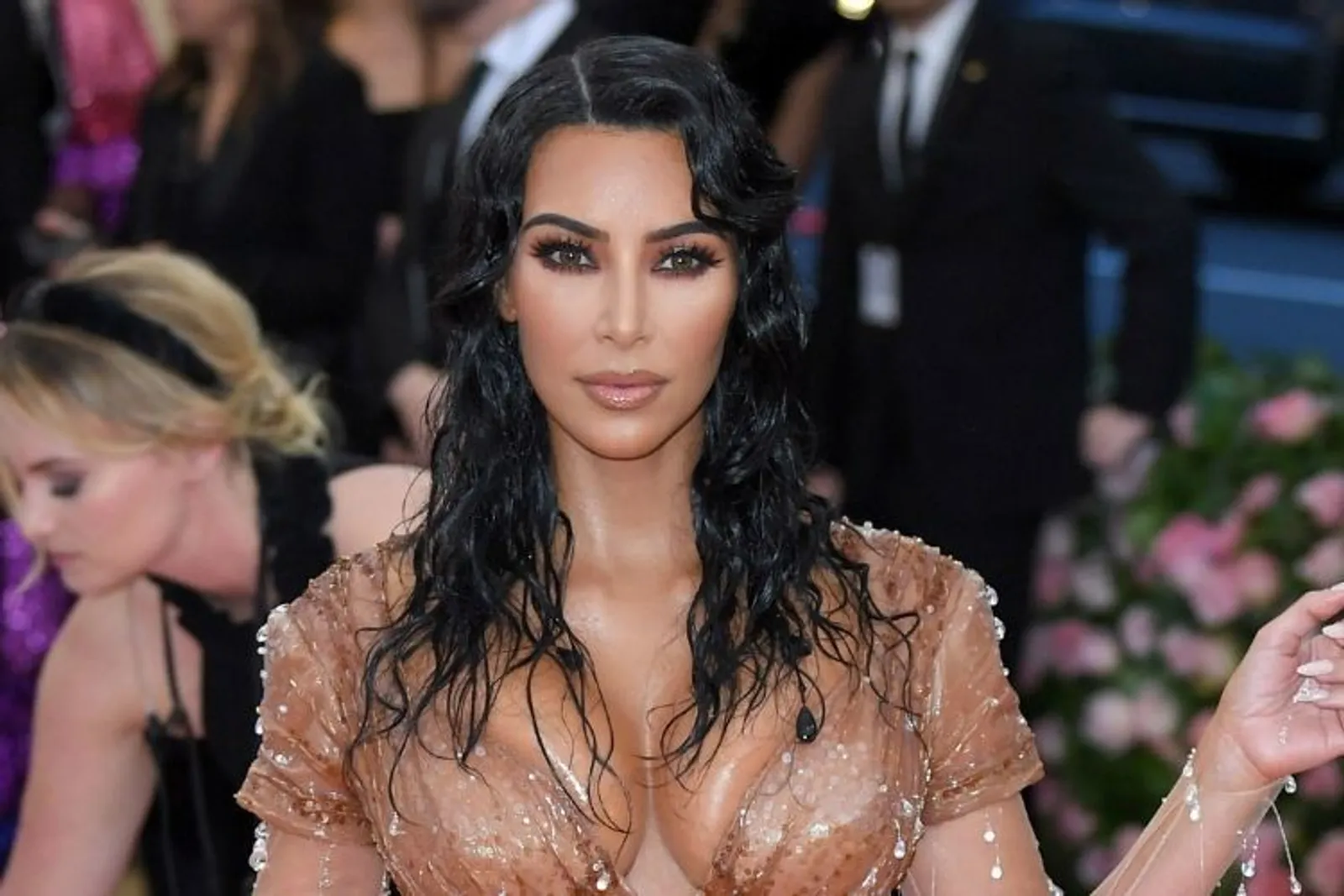Dinyatakan Positif Lupus, Kim Kardashian Menitikkan Air Mata