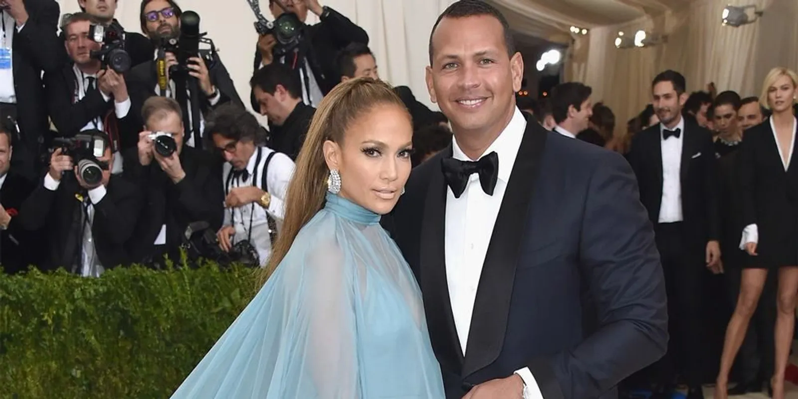 Makin Serius, Jennifer Lopez dan Kekasih Gelar Pesta Pertunangan