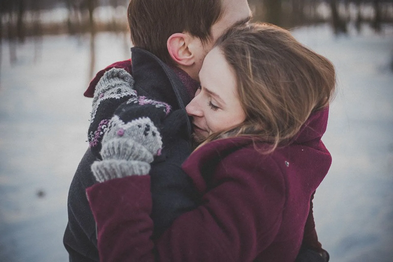 Untuk Para Istri, Ini 6 Tanda Suami Mencintaimu Sepenuh Hatinya