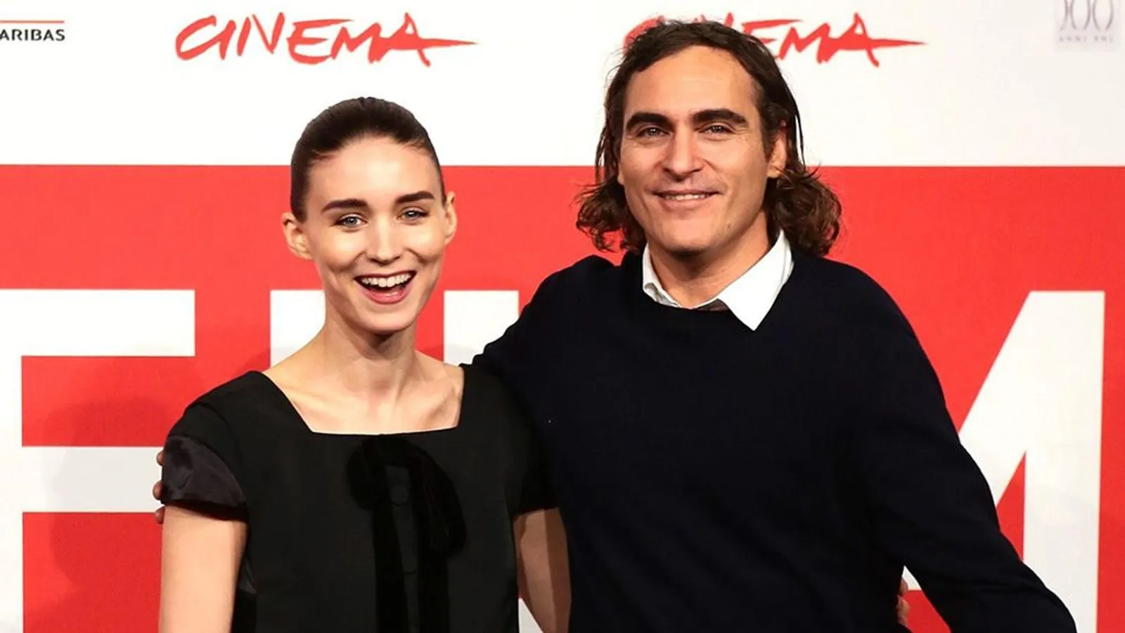Internet Awali Kisah Cinta Sang Joker, Joaquin Phoenix dan Rooney Mara