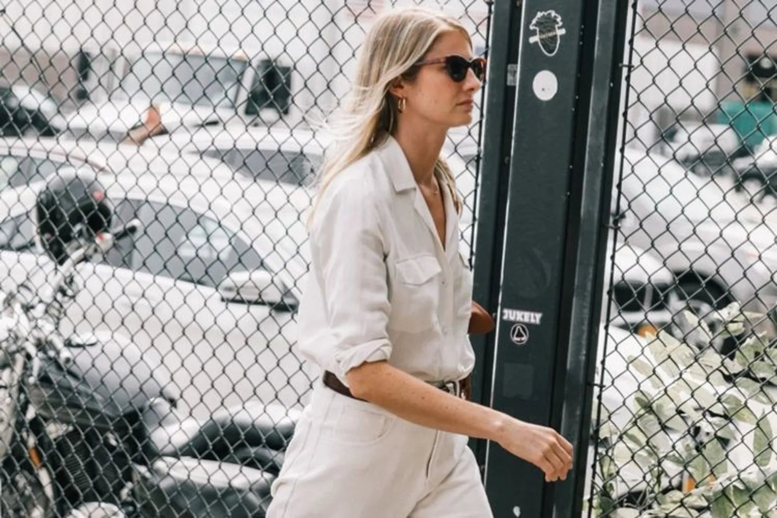 #PopbelaOOTD: Rekomendasi Baju Putih yang Keren & Unik