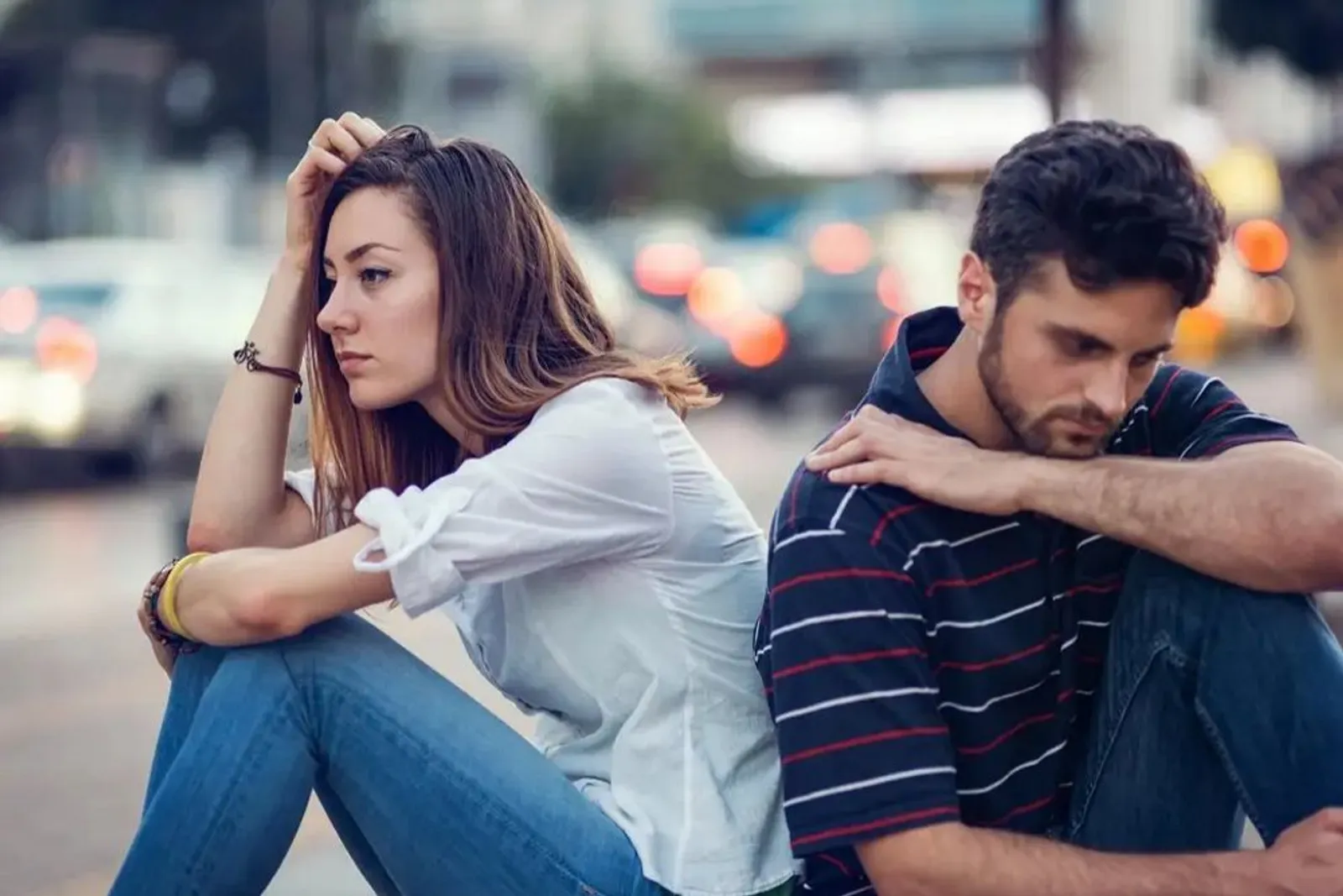 7 Penyebab Istri Selingkuh yang Harus Diketahui Para Suami 