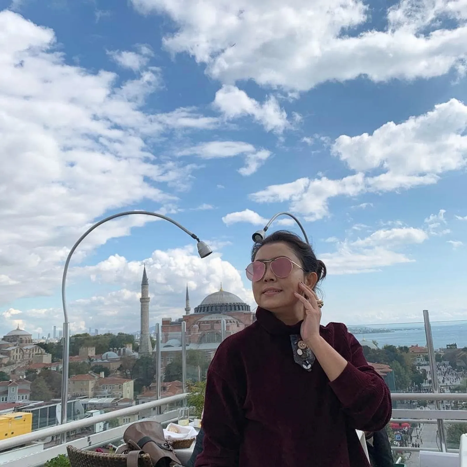 Serba Mewah, 9 Potret Liburan Mayang Sari dan Keluarga di Turki