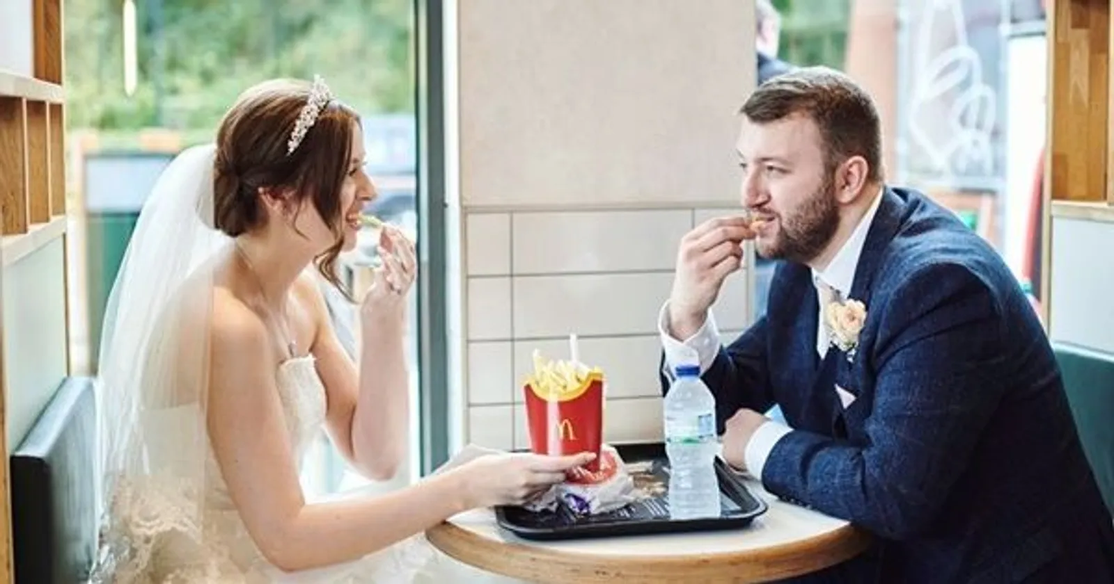 Modal 4 Juta, Pernikahan Pasangan Ini Diadakan di McDonald's