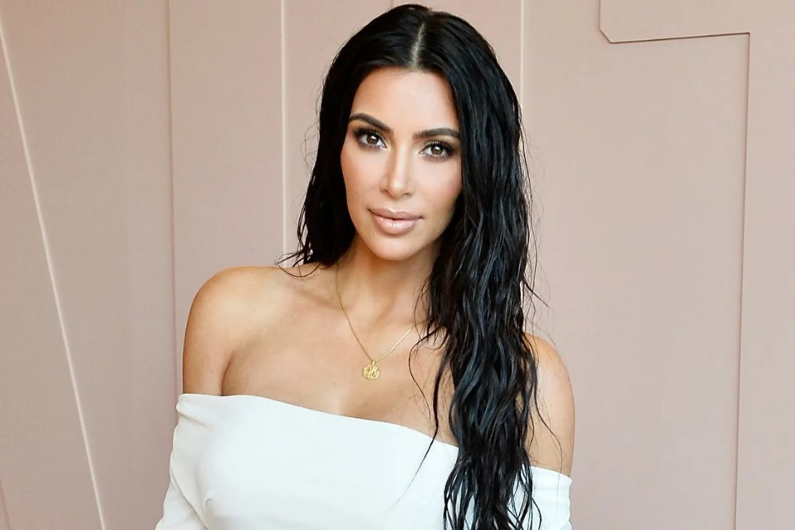 Bagini Cara Kim Kardashian Rayakan Pesta Ulang Tahun di Palm Springs 