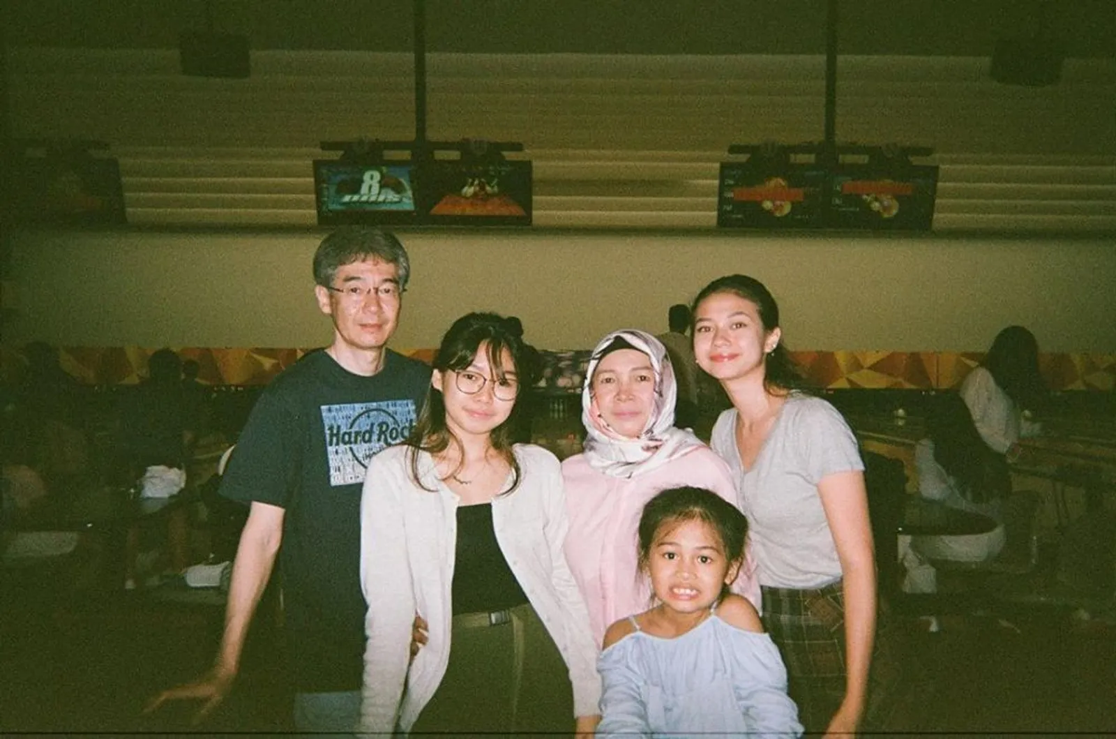 10 Potret Yuki Kato Bersama Papa dan Keluarga yang Jarang Diekspos