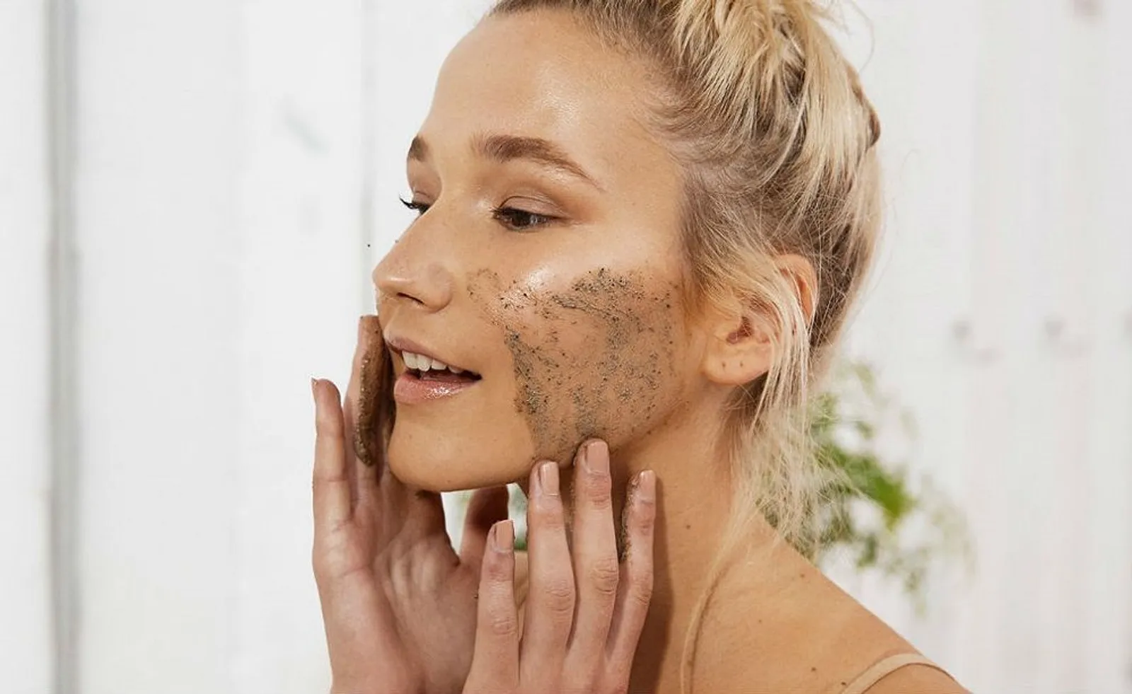 6 Kesalahan Pakai Skincare yang Bikin Kulit Wajah Makin Kusam
