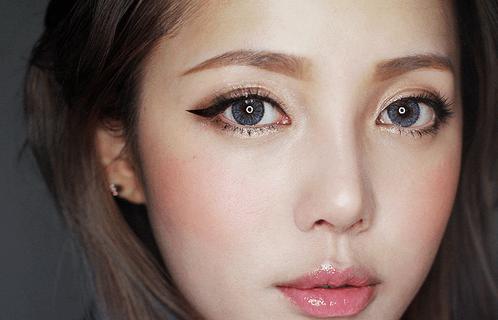 8 Referensi Eye Makeup Look Sehari-hari, Natural Banget!