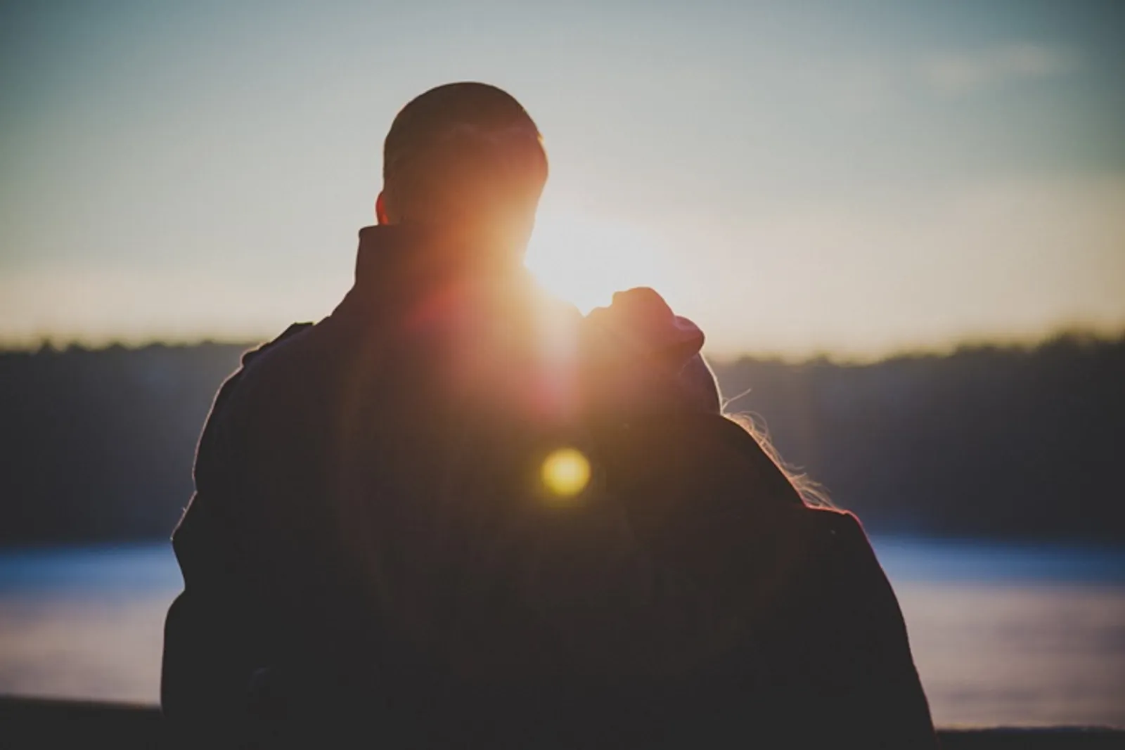 5 Hal yang Harus Dimiliki Pasangan LDR Agar Hubungan Tetap Langgeng