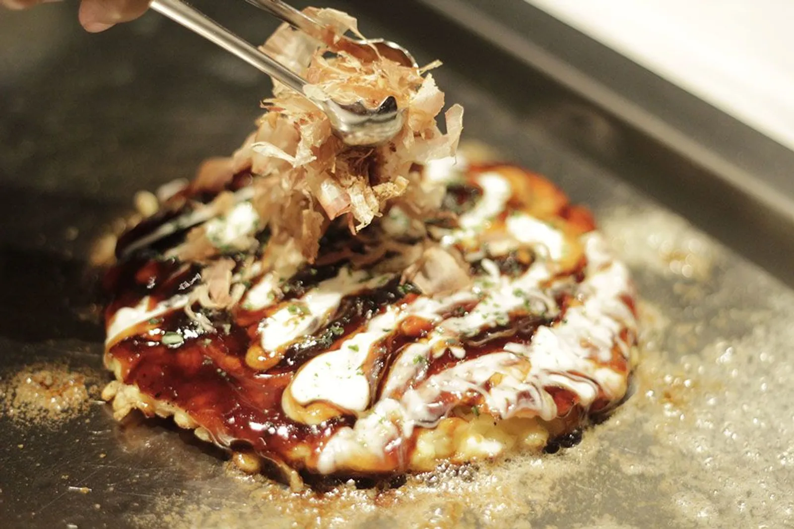 CHIBO Okonomiyaki Ajak Pengunjung Nikmati Hidangan Otentik Khas Osaka