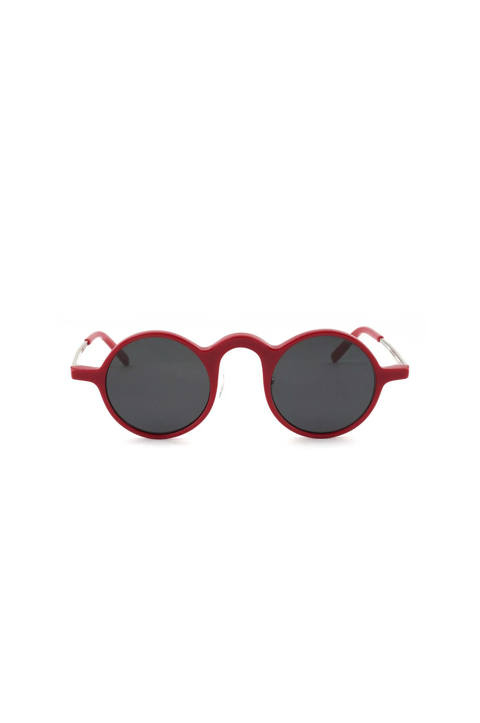 #PopbelaOOTD: Kacamata Hitam untuk Musim Panas