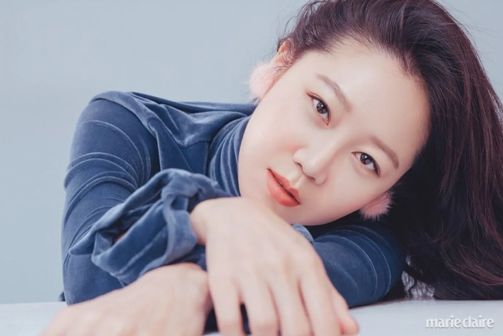 Manis dan Bikin Ngefans, Begini 9 Potret Gong Hyo Jin Ketika Berakting