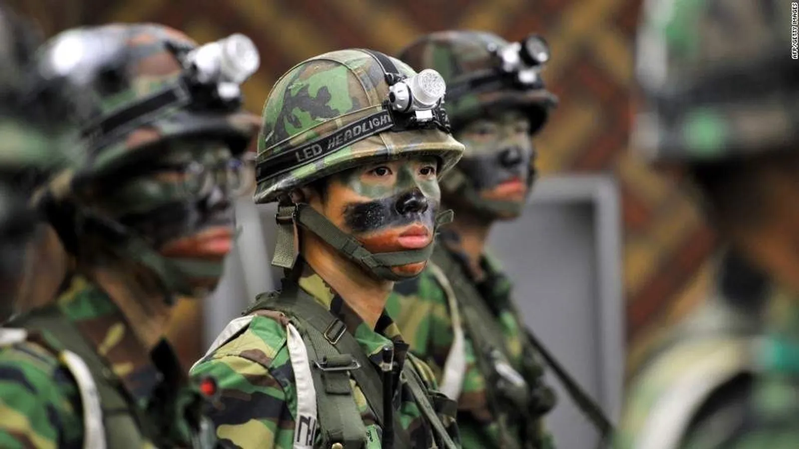10 Fakta di Balik Kenapa Idol KPop Cowok Harus Jalani Wajib Militer
