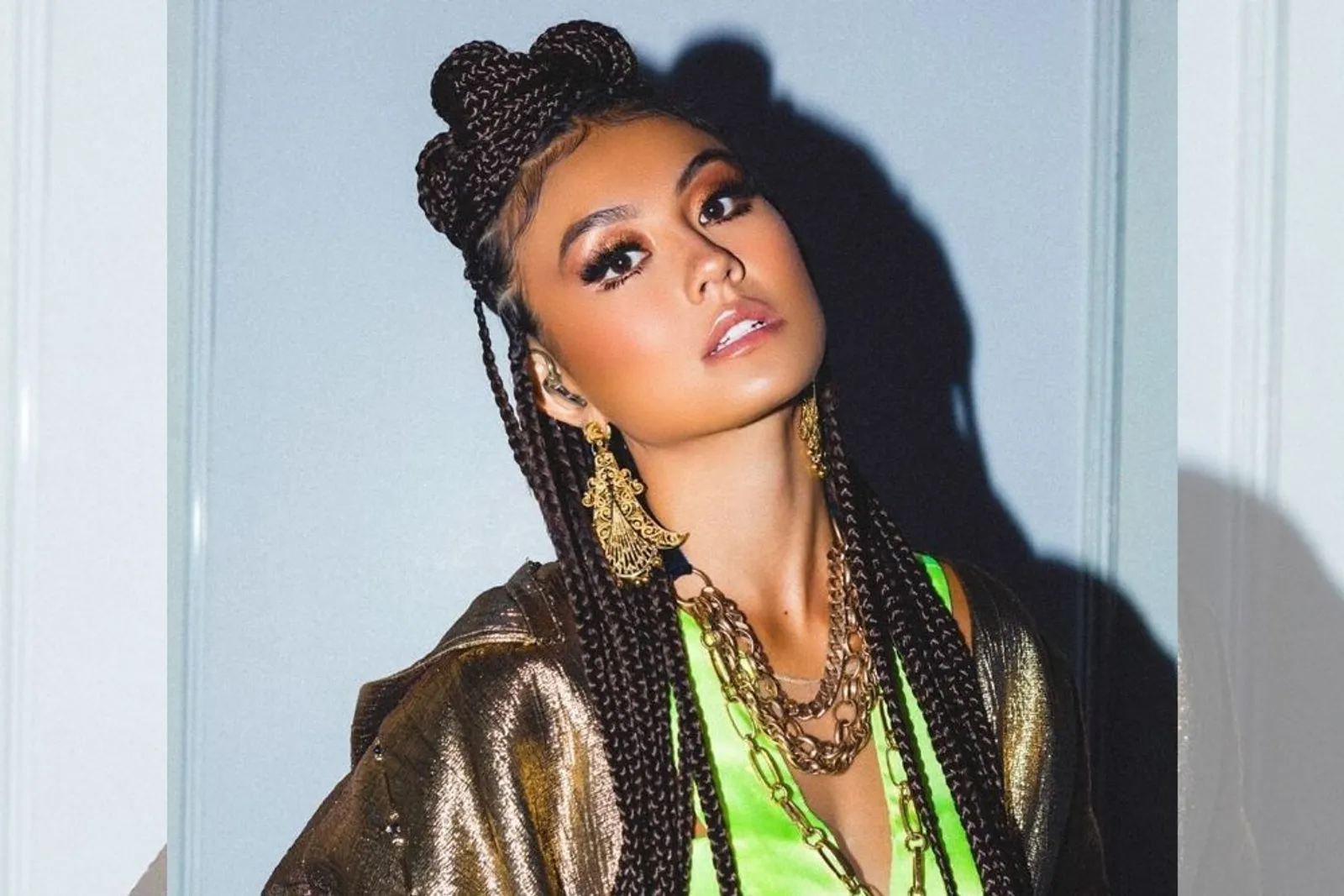 Agnez Mo Mengaku Tak Punya Darah Indonesia, Ini Faktanya