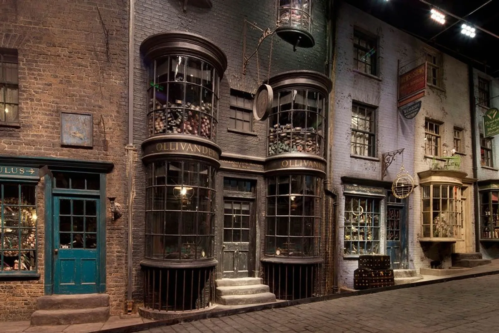 Pusat Perbelanjaan Ini Hadirkan Instalasi Harry Potter Terbesar