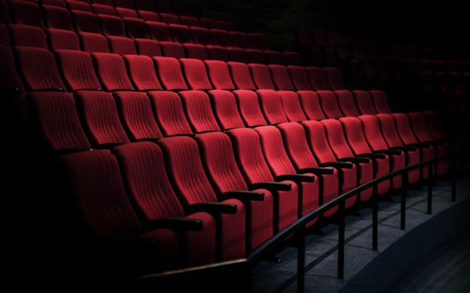 Anti Ribet! Berikut 7 Cara Membeli Tiket Bioskop secara Online