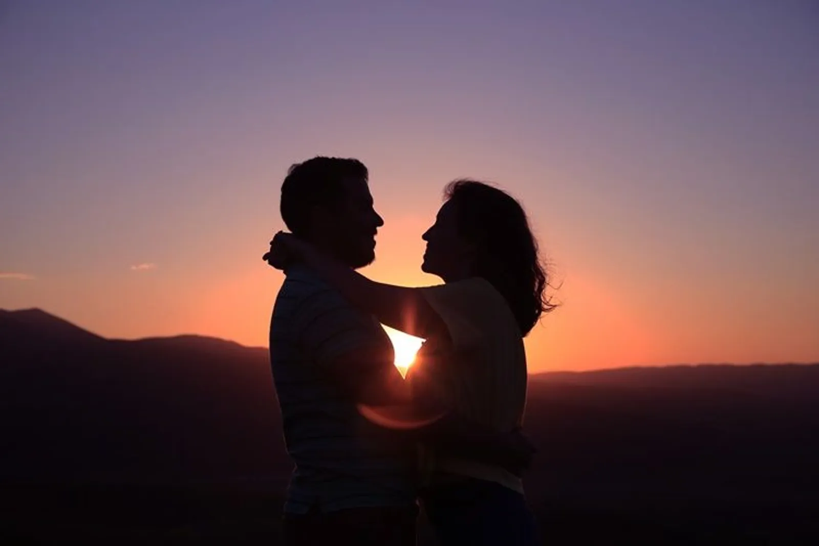 5 Alasan Hubungan Cinta Tanpa Publisitas Tetap Layak untuk Dijalani