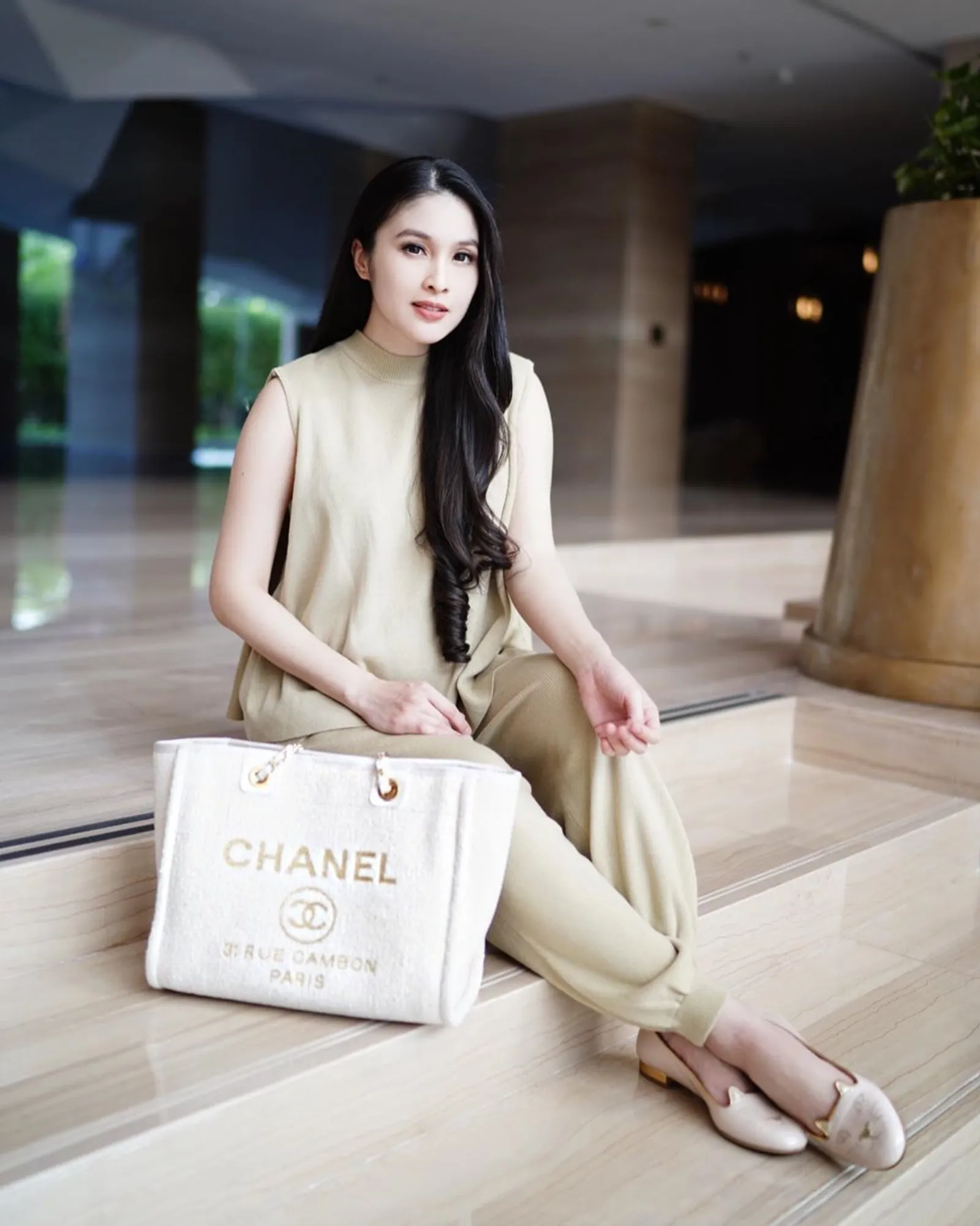 Koleksi Tas Mewah Sandra Dewi yang Harganya Bikin Kaget!