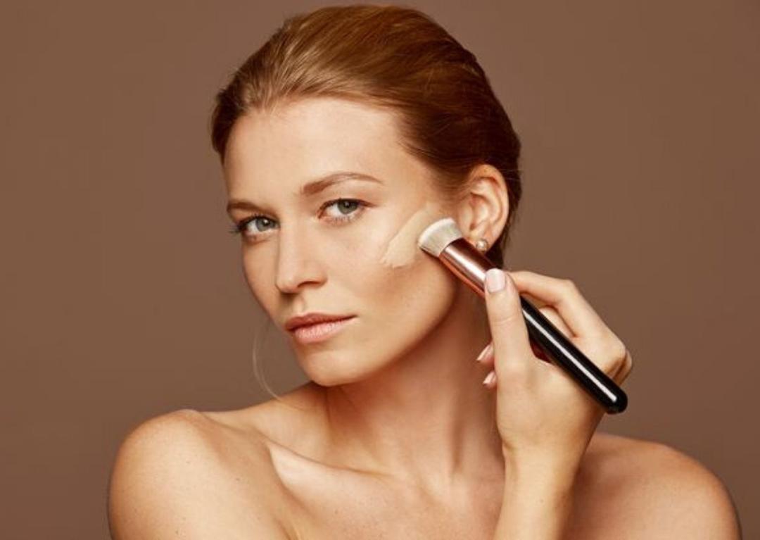 7 Kesalahan Paling Umum Saat Menggunakan No Makeup Makeup Look