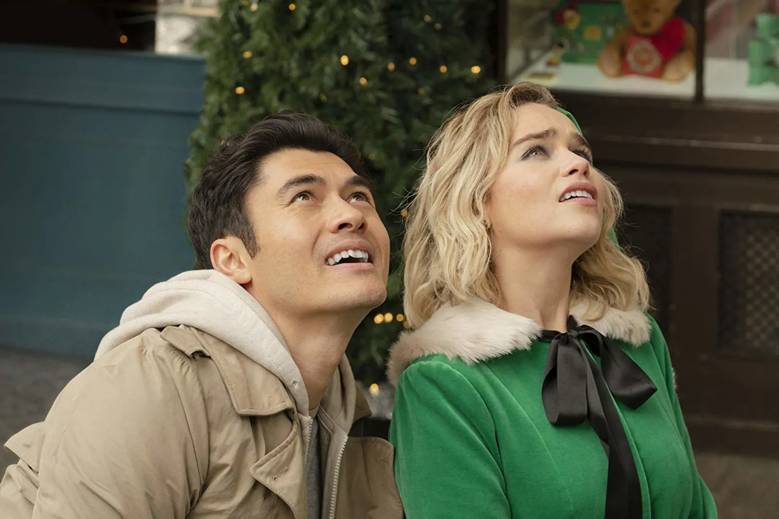 Review Film Last Christmas: Momen Natal Manis yang Sukses Bikin Nangis