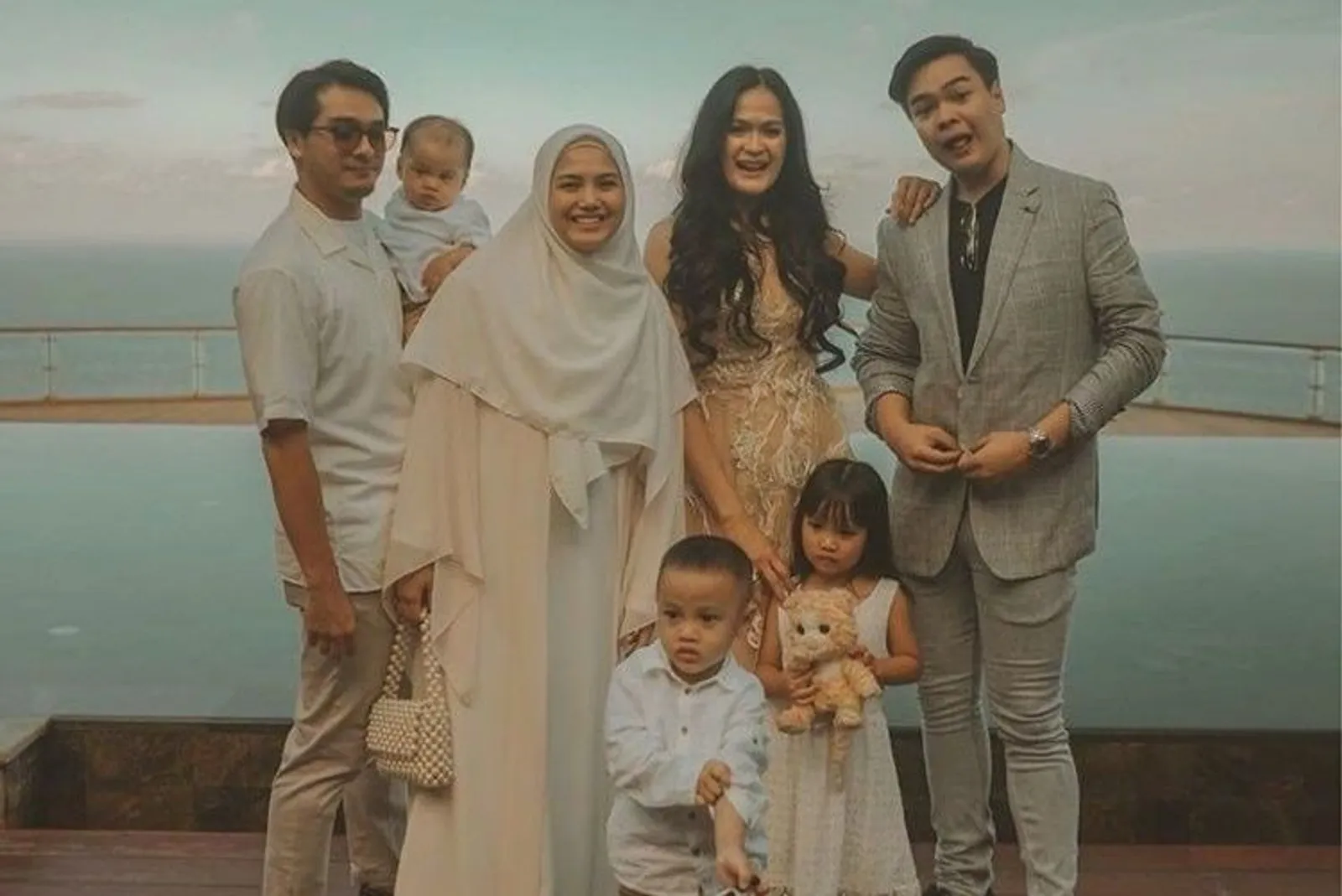 Vanessa Angel & 5 Artis Indonesia Ini Menikah Diam-Diam di Tahun 2019 