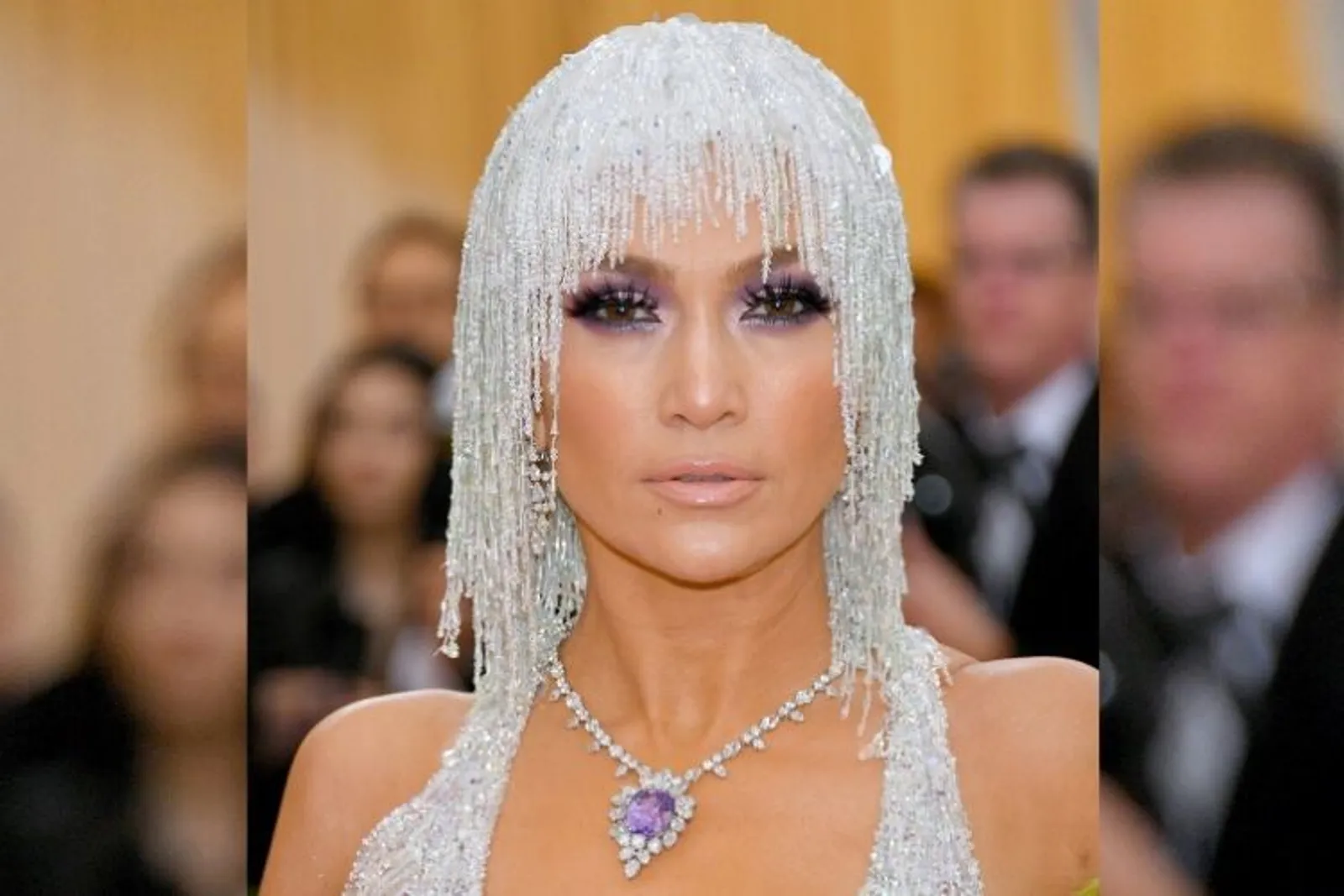 7 Perhiasan Mewah Paling Viral di 2019 Pilihan Seleb Hollywood
