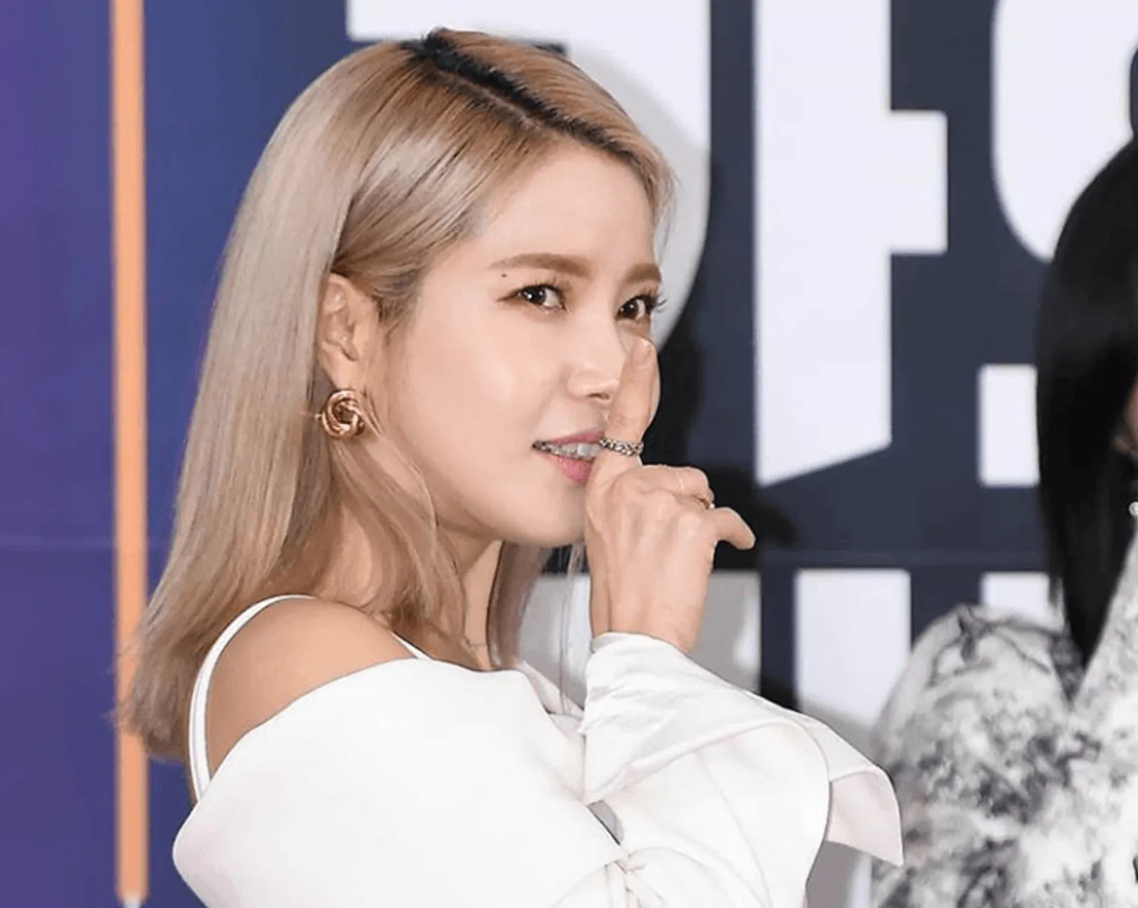 Selain Wendy, 7 Idol Ini Alami Kecelakaan di SBS Gayo Daejun 2019