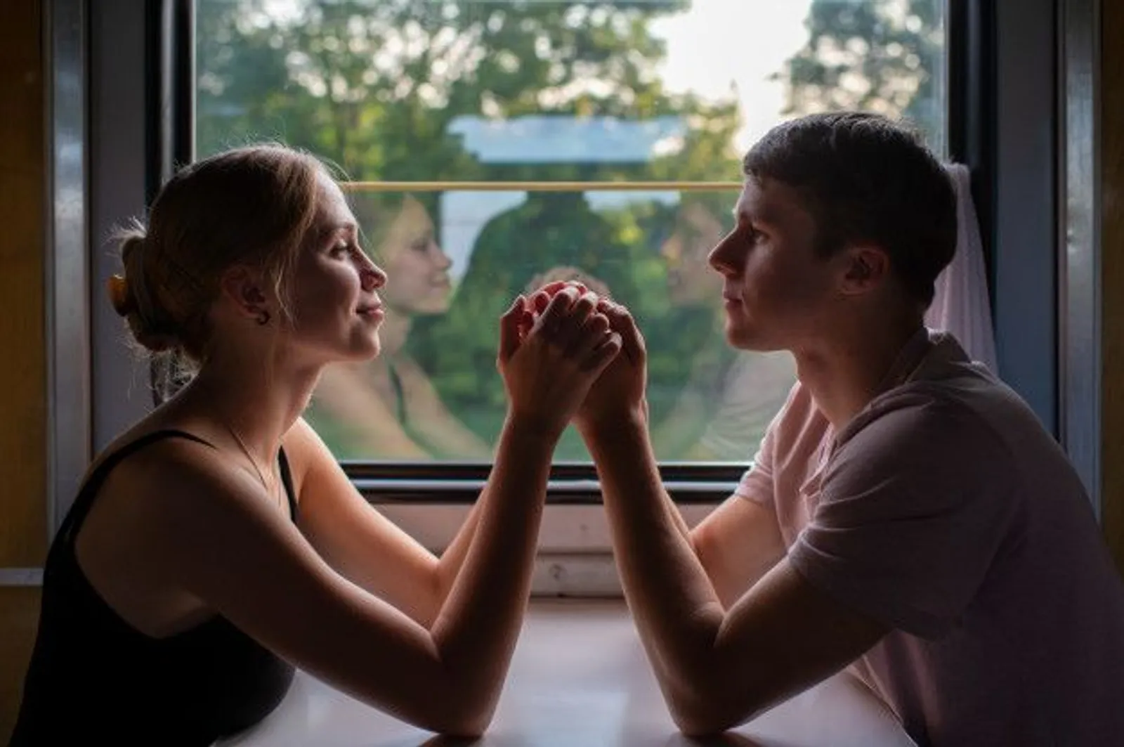 Menyayangi vs Memanfaatkan, Manakah Perlakuan Asli Pasanganmu?