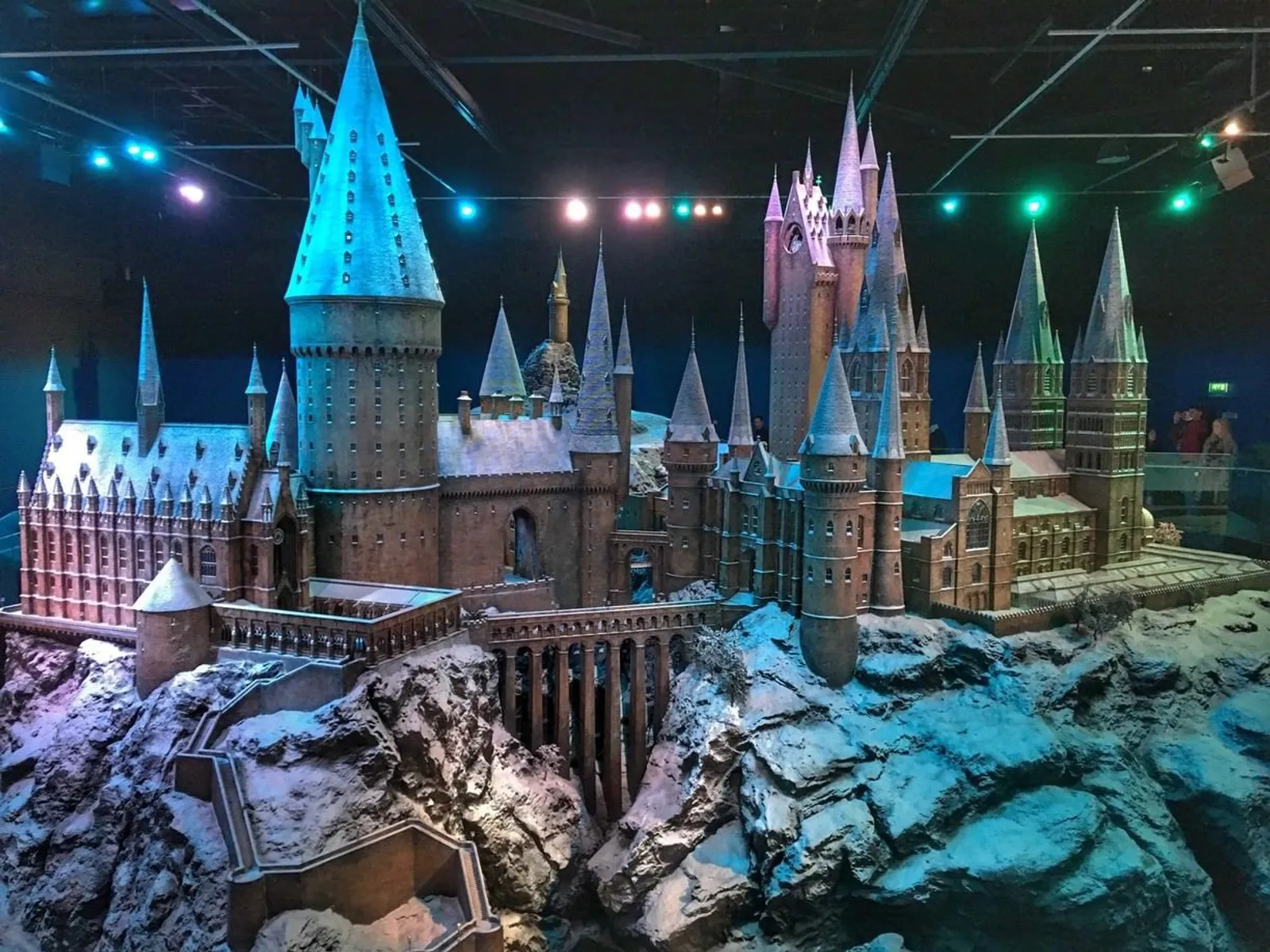 Suka Harry Potter, Ini Dia 9 Lokasi Syuting Filmnya yang Artistik