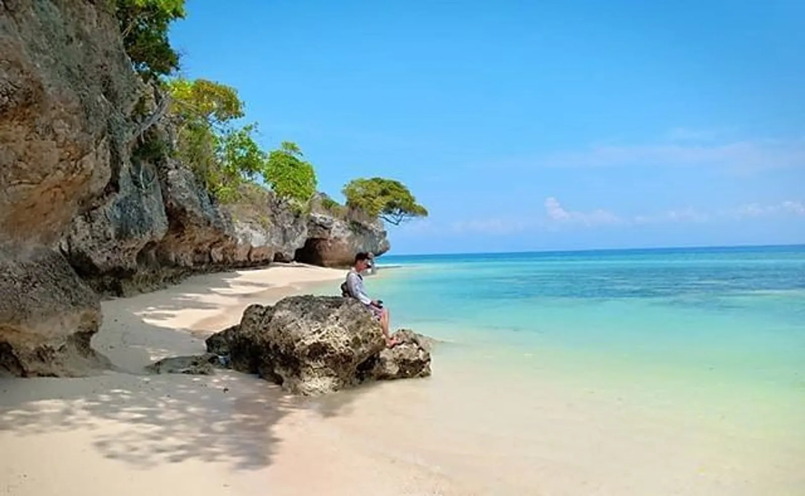 Wisata Bawah Laut di 5 Pulau Eksotis Indonesia Bagian Timur
