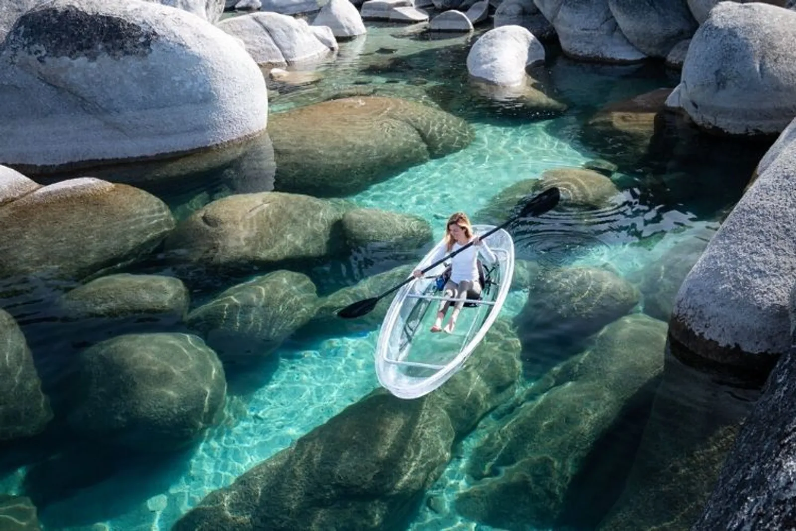 Cantik! Yuk, Intip 7 Danau di Dunia yang Instagramable Banget