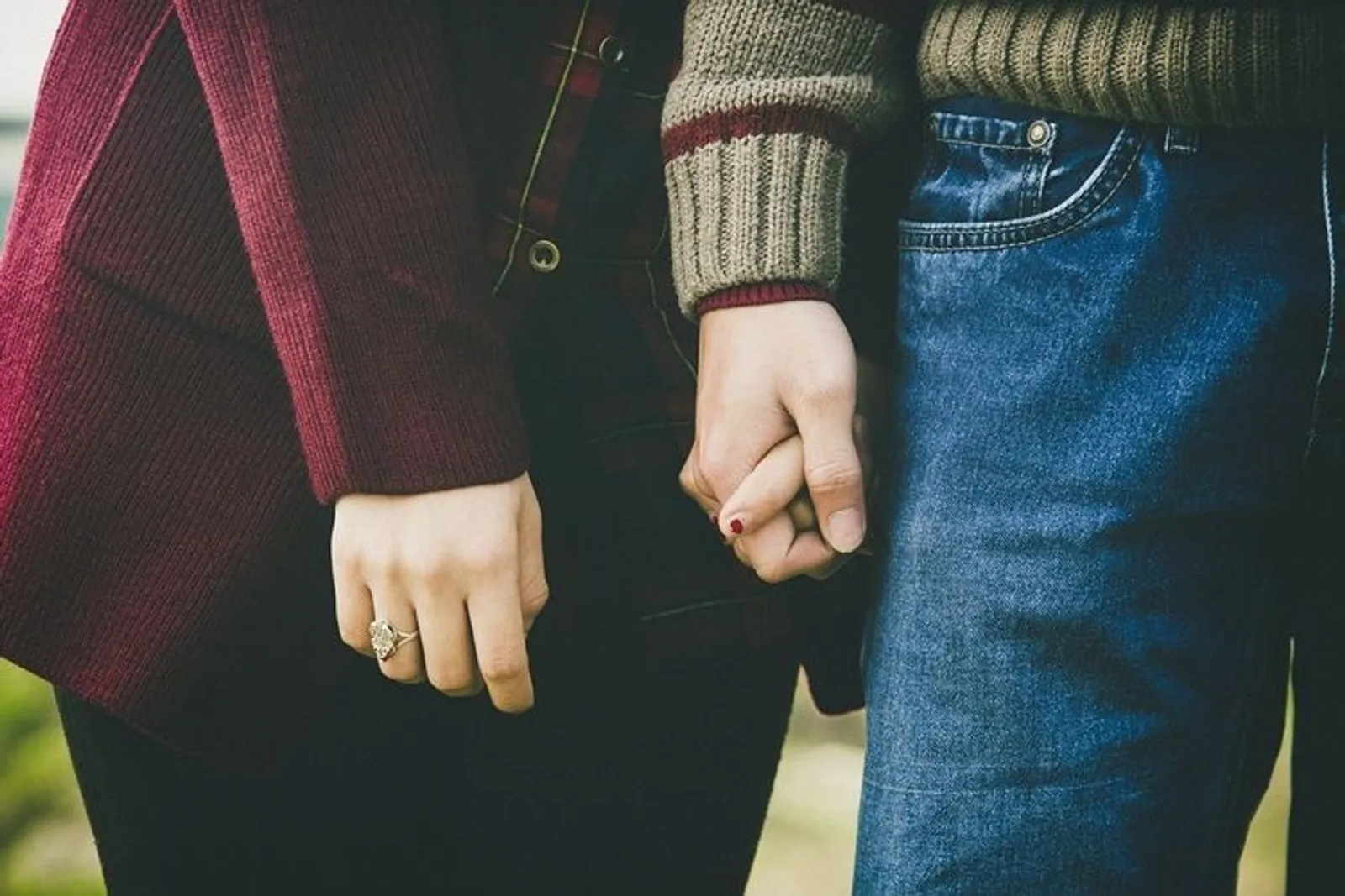 5 Alasan Memilih Pasangan Hidup dari Karakter & Sifatnya Itu Penting