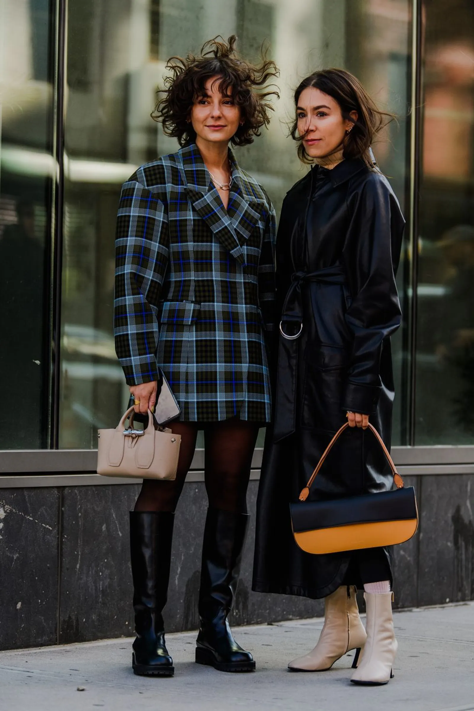 Leather Outfit jadi Trend di New York Fashion Week 2020, Berani Coba?