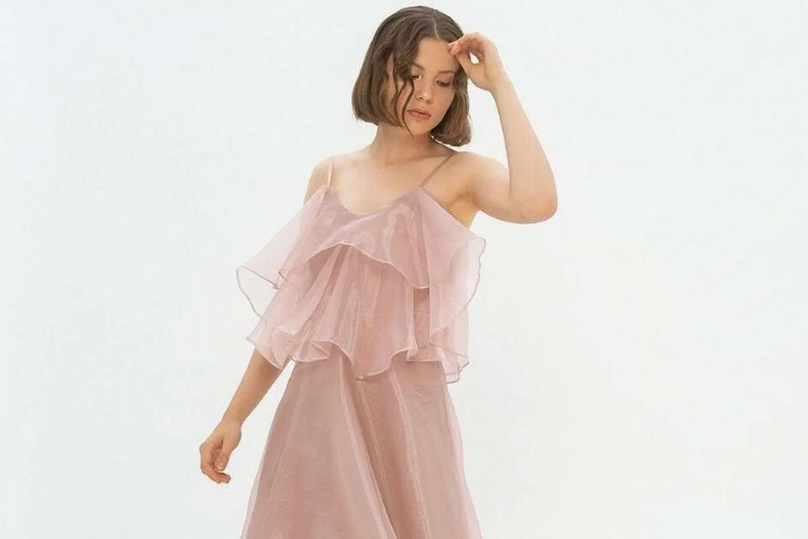 #PopbelaOOTD: Rekomendasi Dress Warna Pink untuk Ngedate