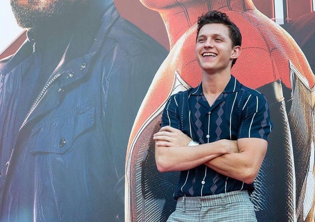 Hapus Aplikasi Instagram, Ini 9 Foto Tom Holland yang Bikin Kangen