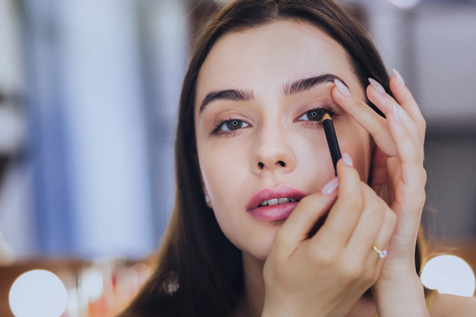 5 Model Eyeliner yang Cocok untuk Bentuk Mata, Mana yang Kamu Banget?