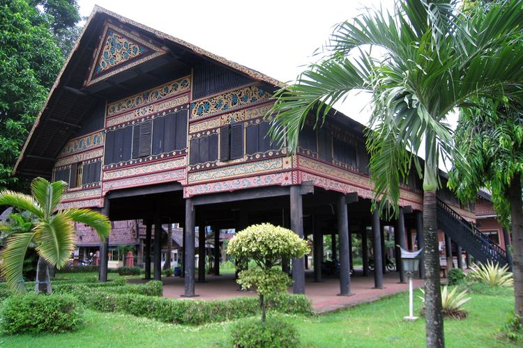 5 Keunikan Rumah Adat Aceh, Dapat Bertahan Hingga 200 Tahun!