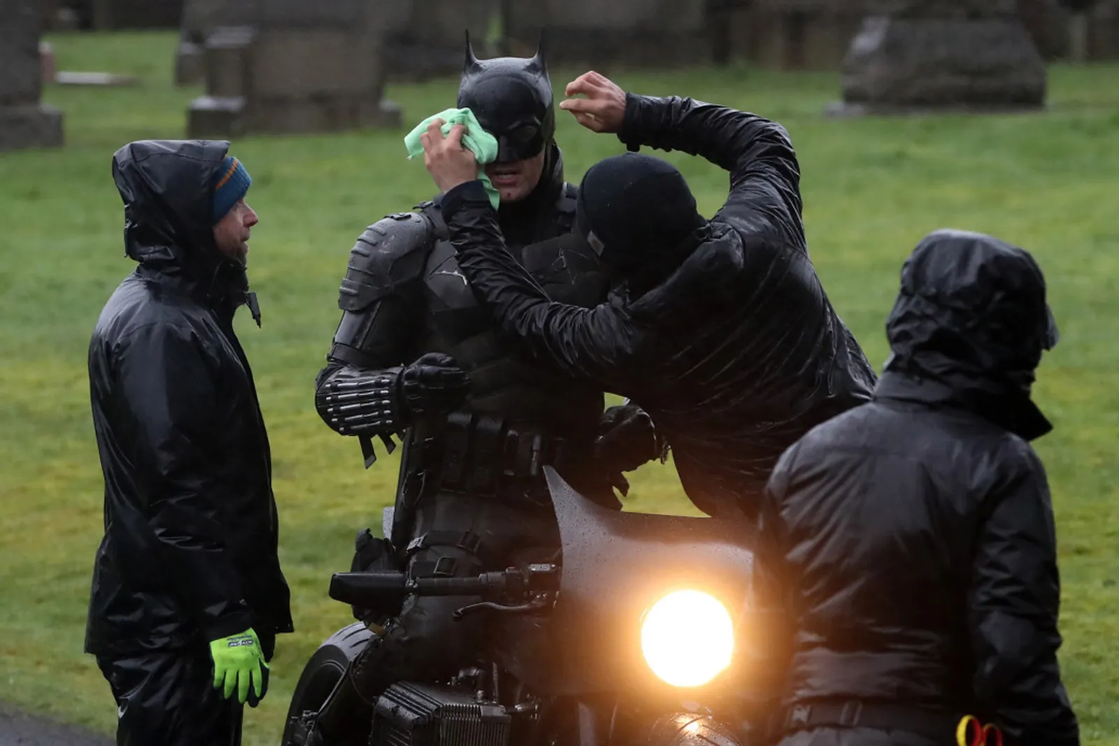 Bikin Penasaran, Ini Foto-Foto Bocoran dari Lokasi Syuting Film Batman