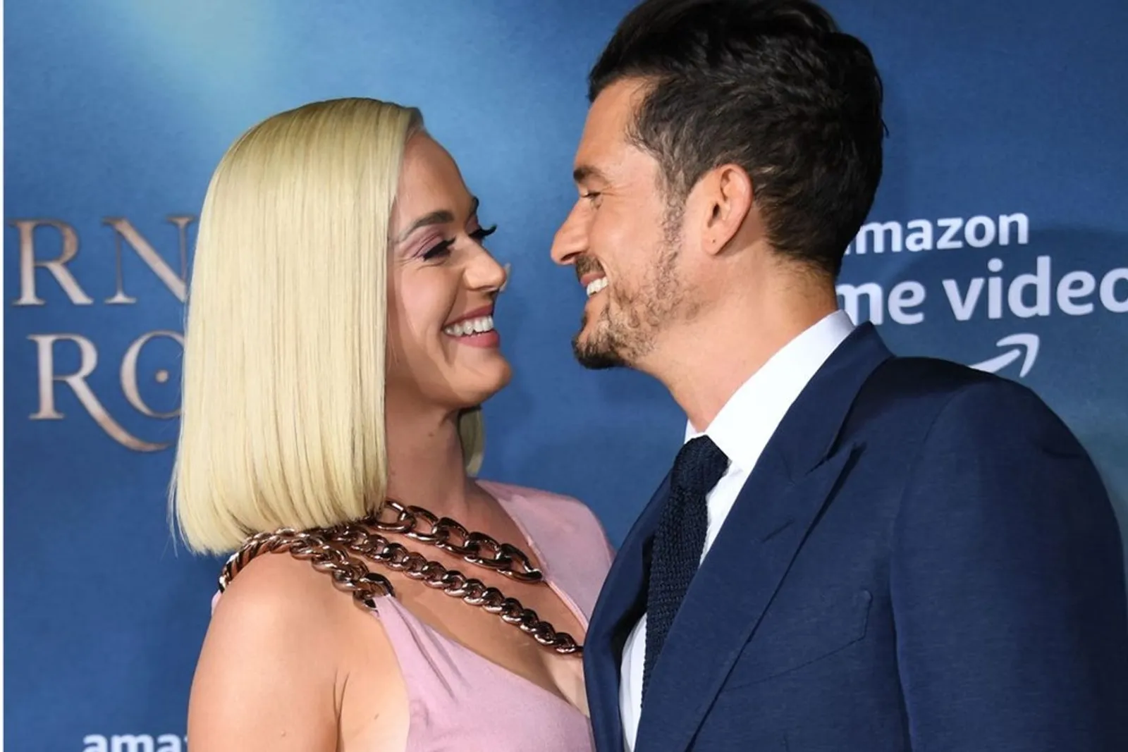 Katy Perry Hamil, Ini Perjalanan Cintanya dengan Orlando Bloom