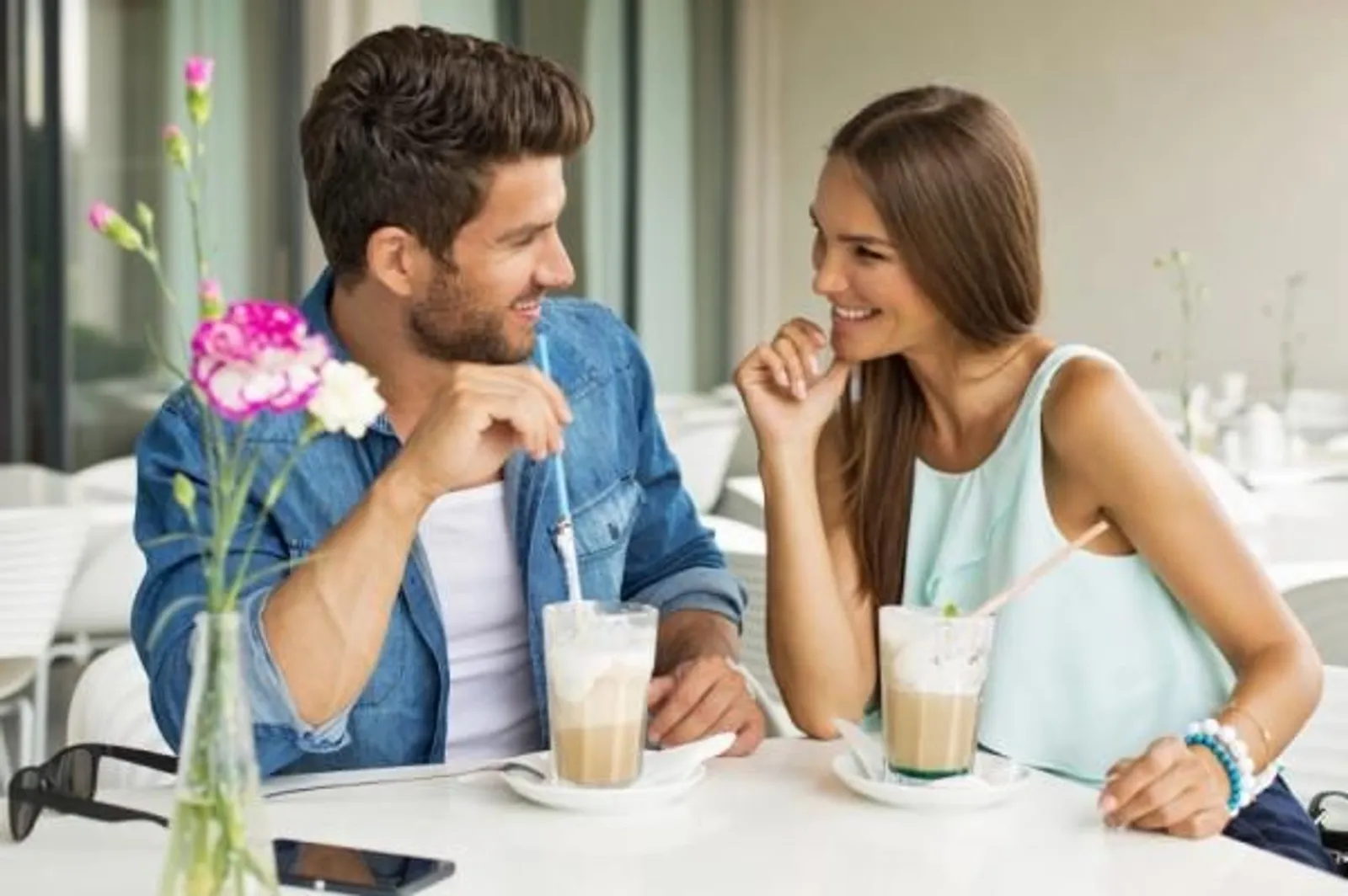 Inilah 5 Alasan Mengapa Kamu Perlu Tahu Riwayat Kencan Milik Pasangan