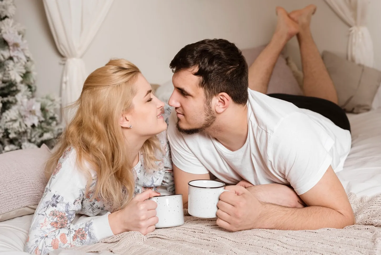 Jangan Bingung, Ini 5 Cara Mengatasi Pasangan yang Egois di Ranjang